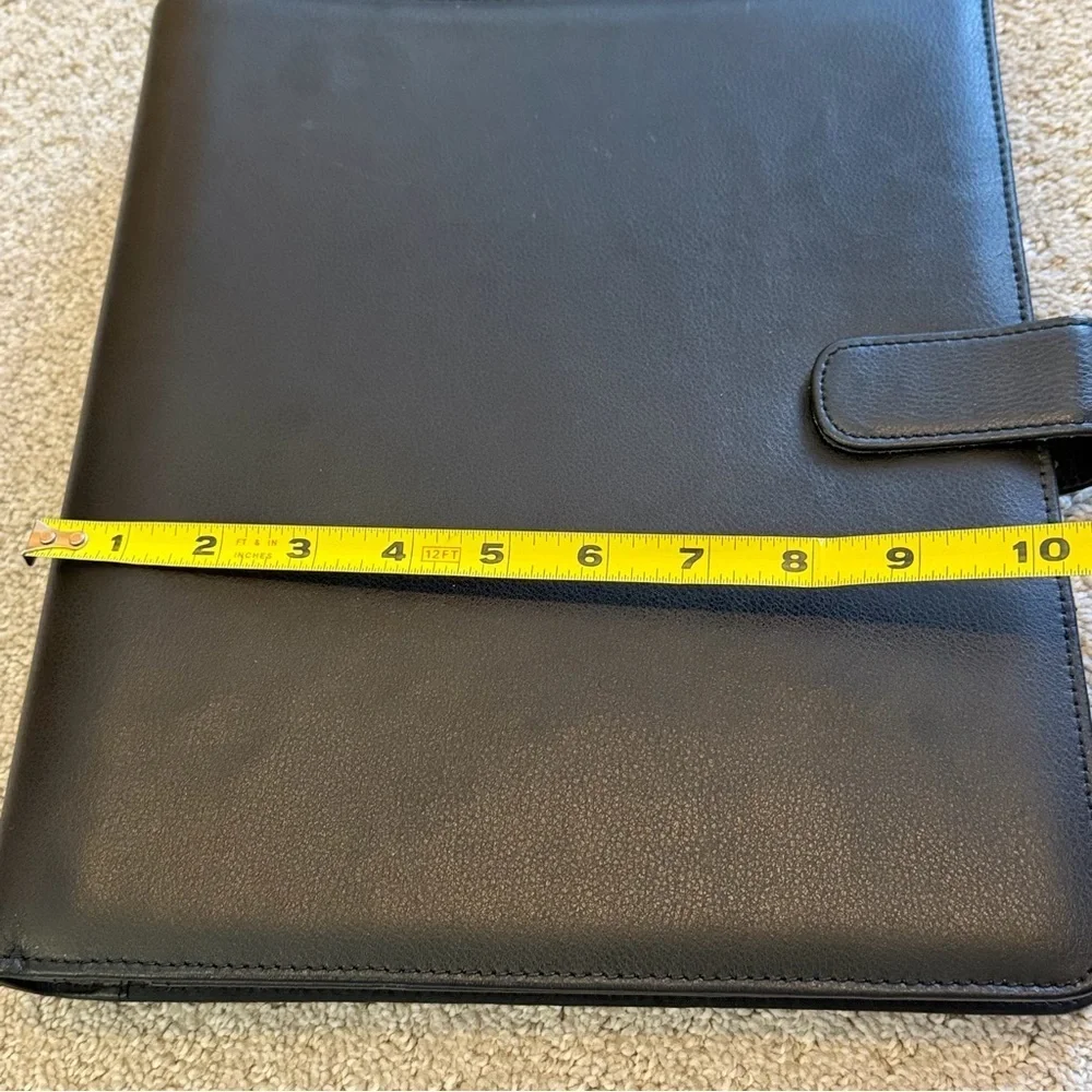 Day Timer Smooth Black Leather 7 Ring Planner Snap Close w/ Inserts 2000 Vintage